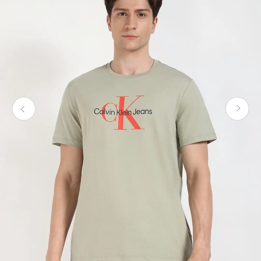Calvin Klein Jeans Men’s Green Monologo T-shirt